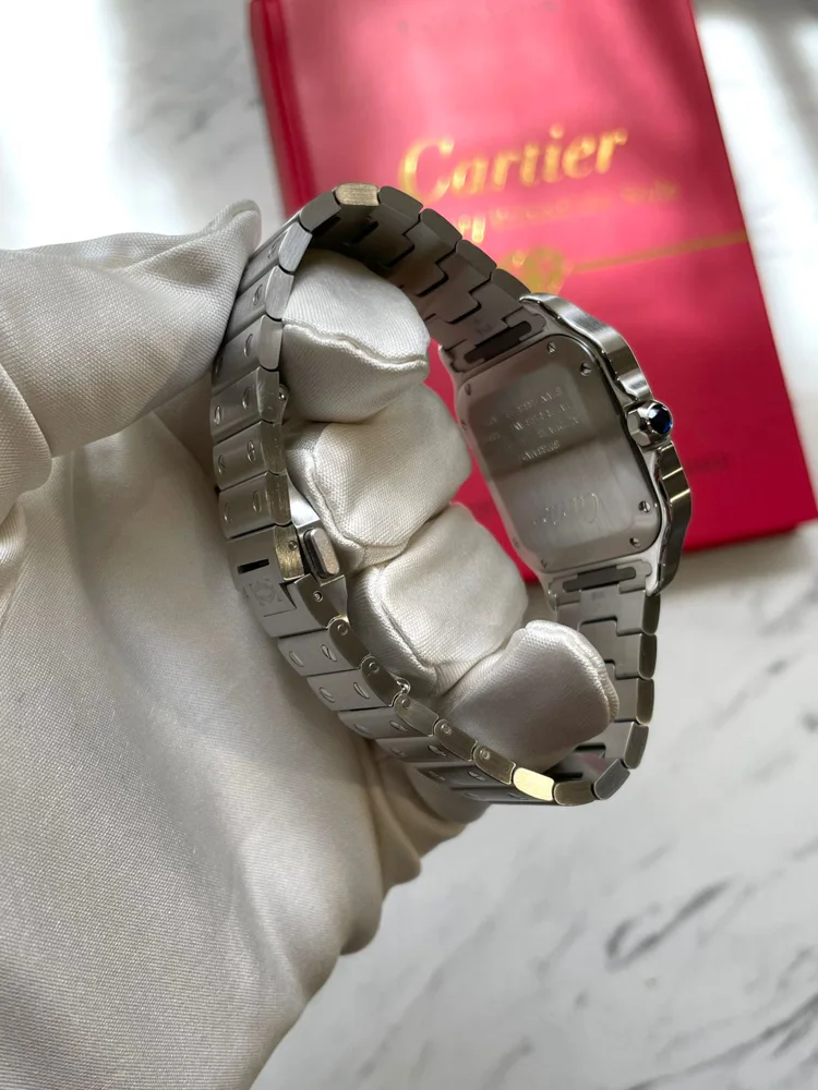 De Cartier Blue Dial Medium 2024